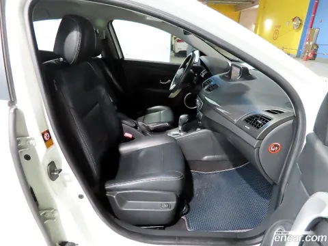 Renault SM3