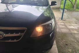 BYD S6