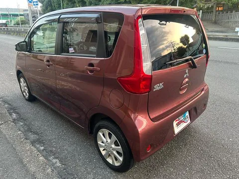 Mitsubishi eK Wagon