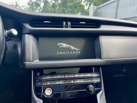 Jaguar XFL