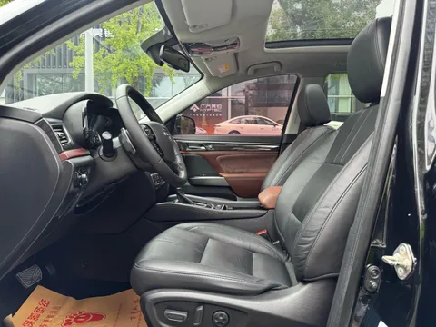 Gac GS8