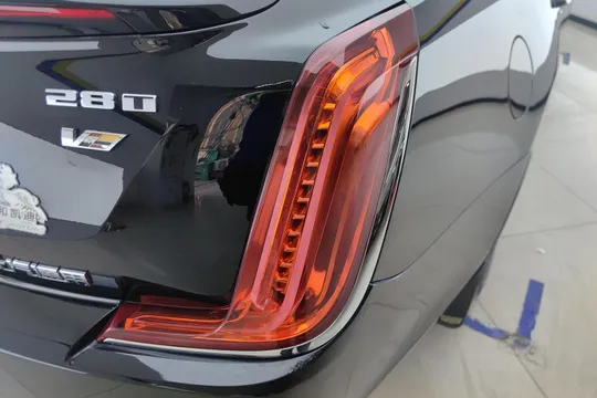 Cadillac XTS