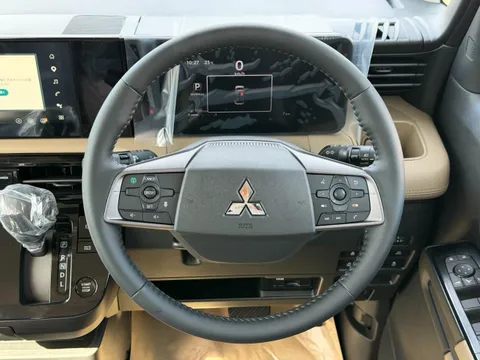 Mitsubishi Delica Mini