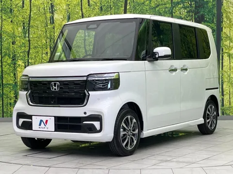 Honda N-BOX Custom