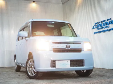 Toyota Pixis Space