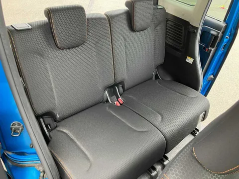 Suzuki Spacia Gear