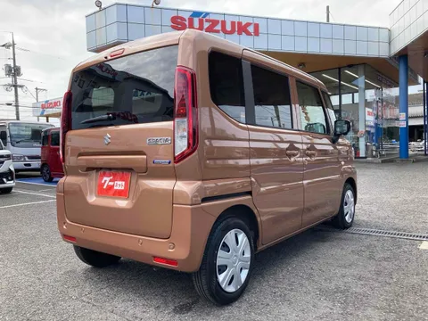 Suzuki Spacia