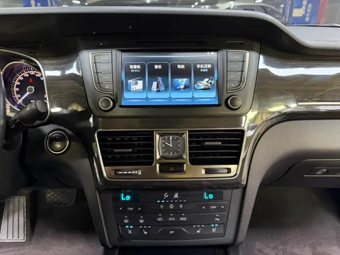 Hongqi H7
