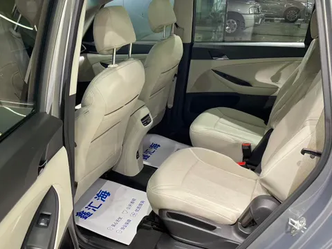 Buick GL6