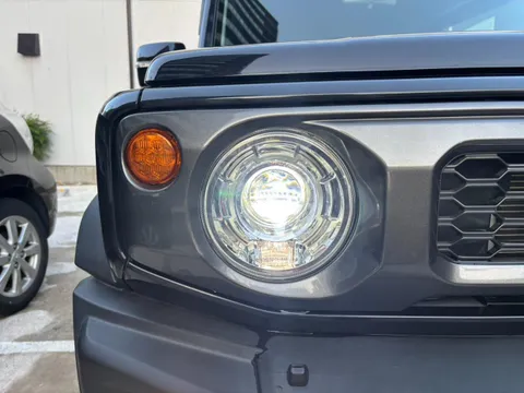 Suzuki Jimny Sierra