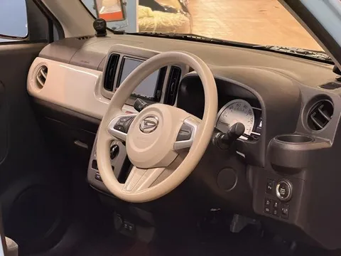 Daihatsu Mira Tocot