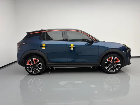 Lynk & Co Lynk & Co 06
