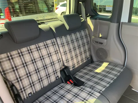 Honda N-BOX Joy