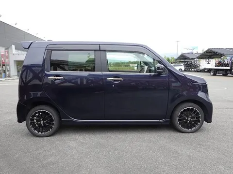 Honda N-WGN Custom