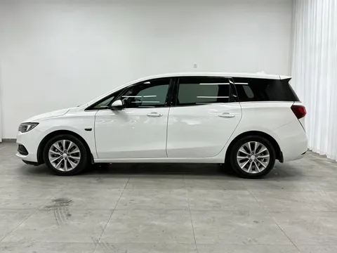 Buick GL6