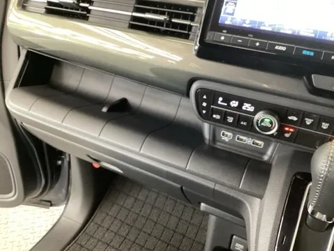 Honda N-WGN Custom