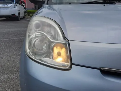 Mazda Verisa