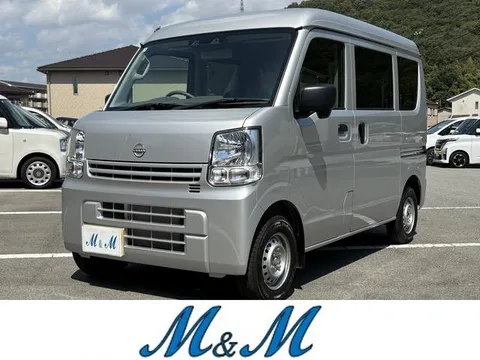 Nissan Clipper Van