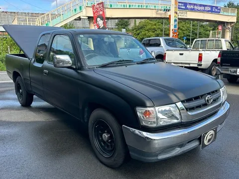 Toyota Hilux Sports Pick Up