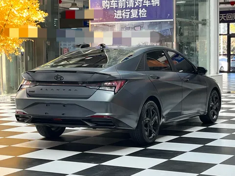 Hyundai Elantra (Avante)