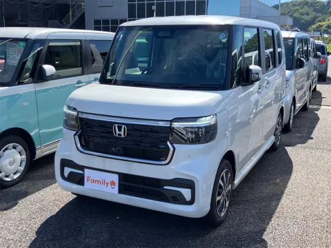 Honda N-BOX Custom