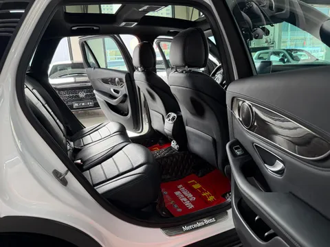 Mercedes-Benz Mercedes-Benz GLC