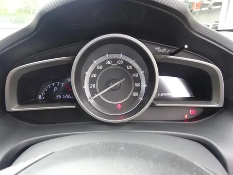 Mazda Axela Sport