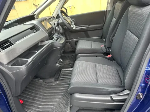 Honda Freed Plus