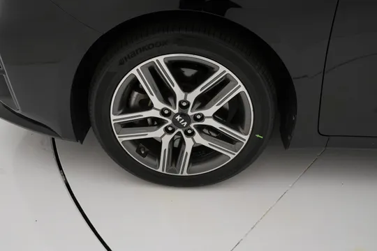 Kia Cerato (K3)