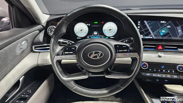 Hyundai Elantra (Avante)