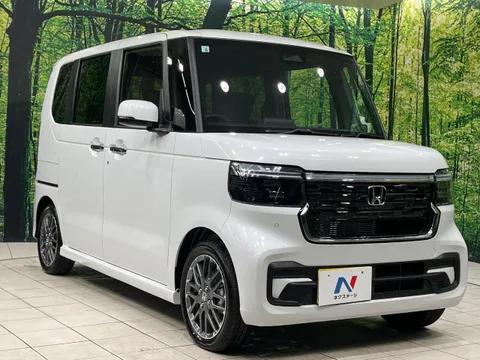 Honda N-BOX Custom