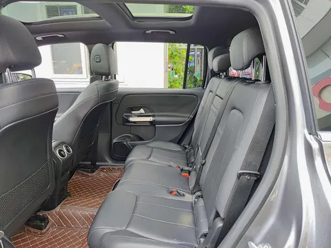 Mercedes-Benz Mercedes-Benz GLB