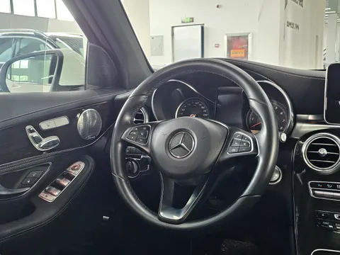 Mercedes-Benz Mercedes-Benz GLC