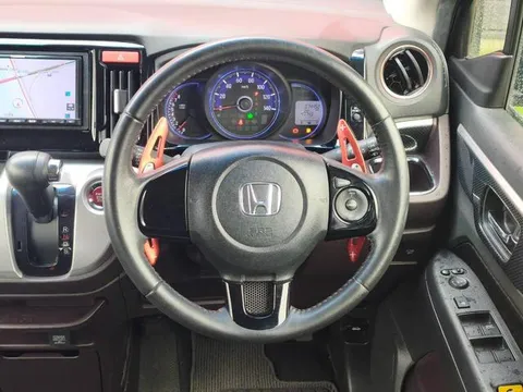 Honda N-WGN Custom