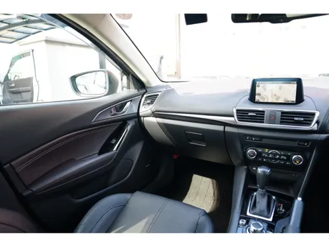 Mazda Mazda3 (Axela)