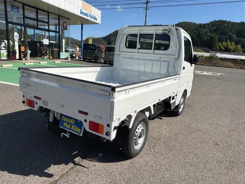 Nissan Clipper Truck