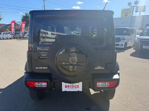 Suzuki Jimny Sierra
