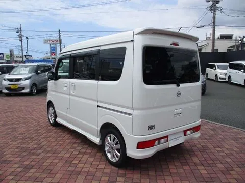 Nissan Clipper Rio