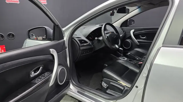 Renault SM3