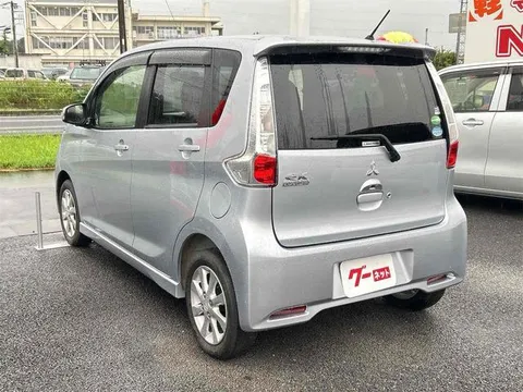 Mitsubishi eK Custom