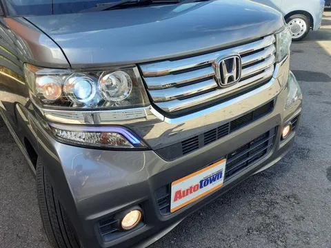 Honda N-BOX Plus Custom