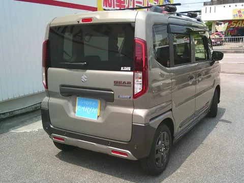 Suzuki Spacia Gear