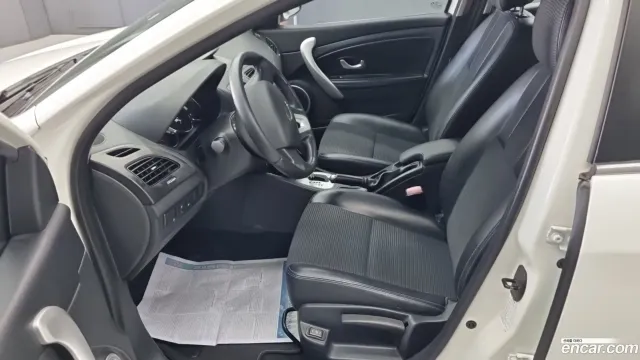 Renault SM3