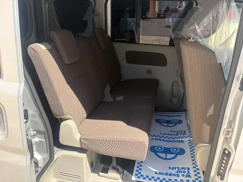 Nissan Clipper