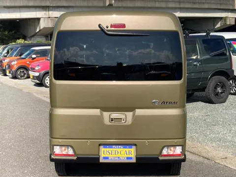 Daihatsu Atrai