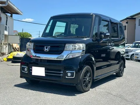 Honda N-BOX Custom