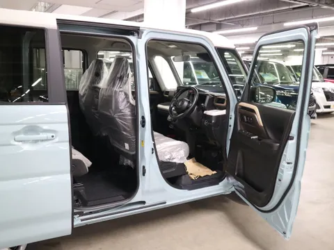 Suzuki Spacia