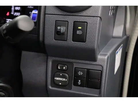 Toyota Land Cruiser 70