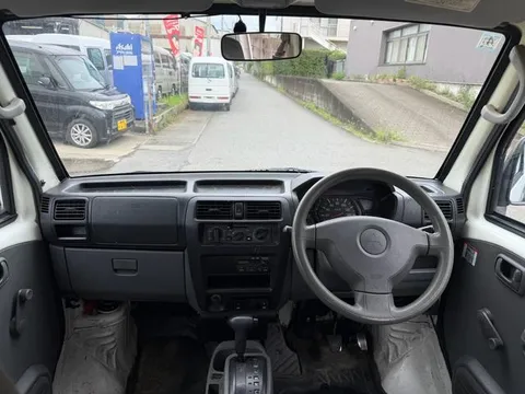 Mitsubishi Minicab Van
