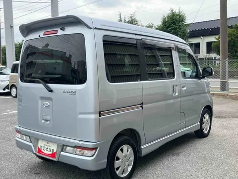 Daihatsu Atrai Wagon
